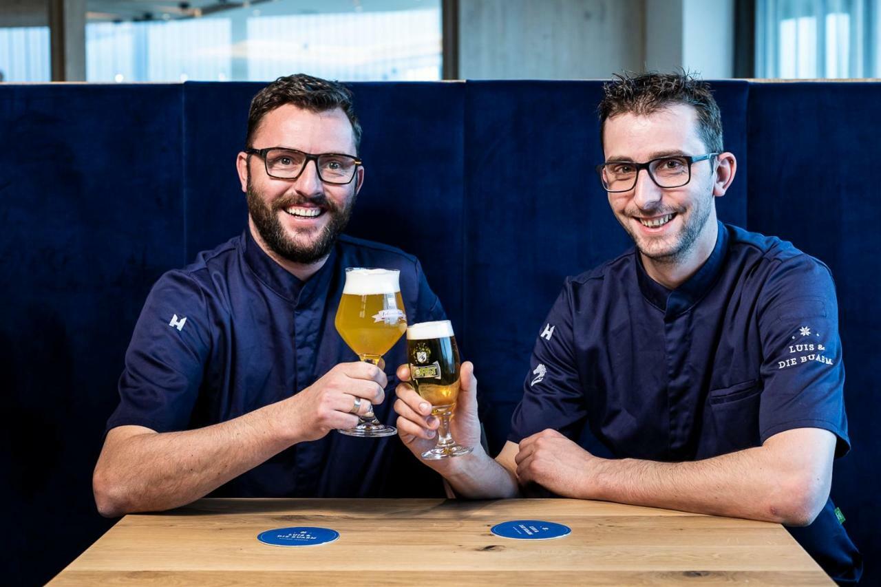 Luis & Die Buabm - Gasthof Jenesien Esterno foto